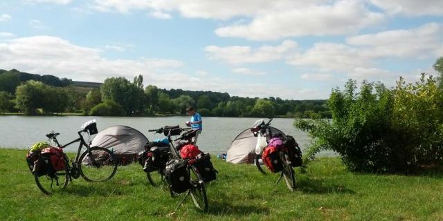 Tentes Et Velos Camping De Laulnaie