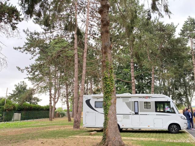 Aire De Camping Cars Du Vexin Normand 2ml Vittori