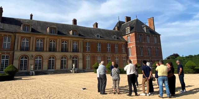 Chateau Dheudicourt Guided Tour Header Ml Vittori