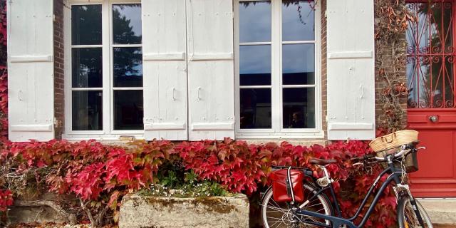 Velo Devant Maison Domaine De Chauvincourt Ml Vittori