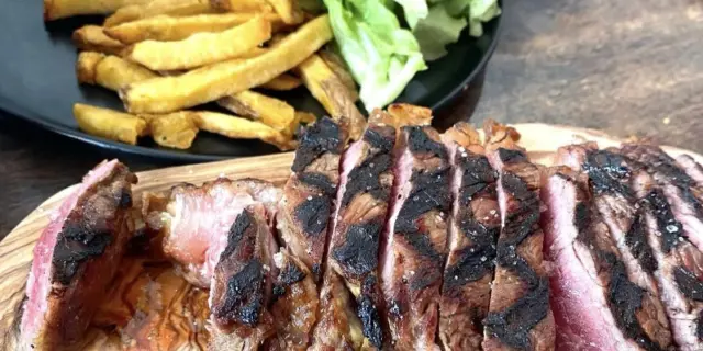 Viande grillée